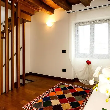 בית נופש Enzo House *